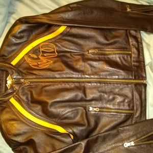 Like new women Harley jacket size small